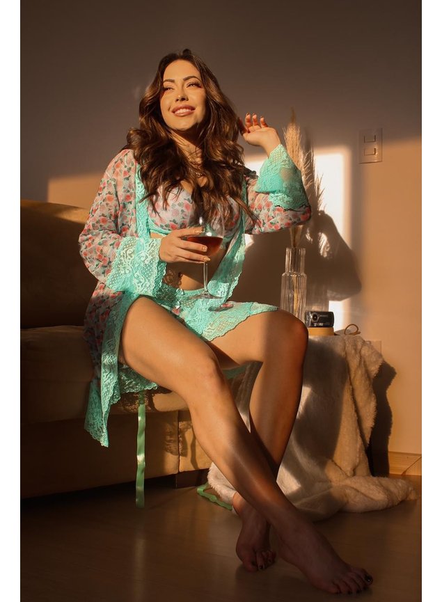 23